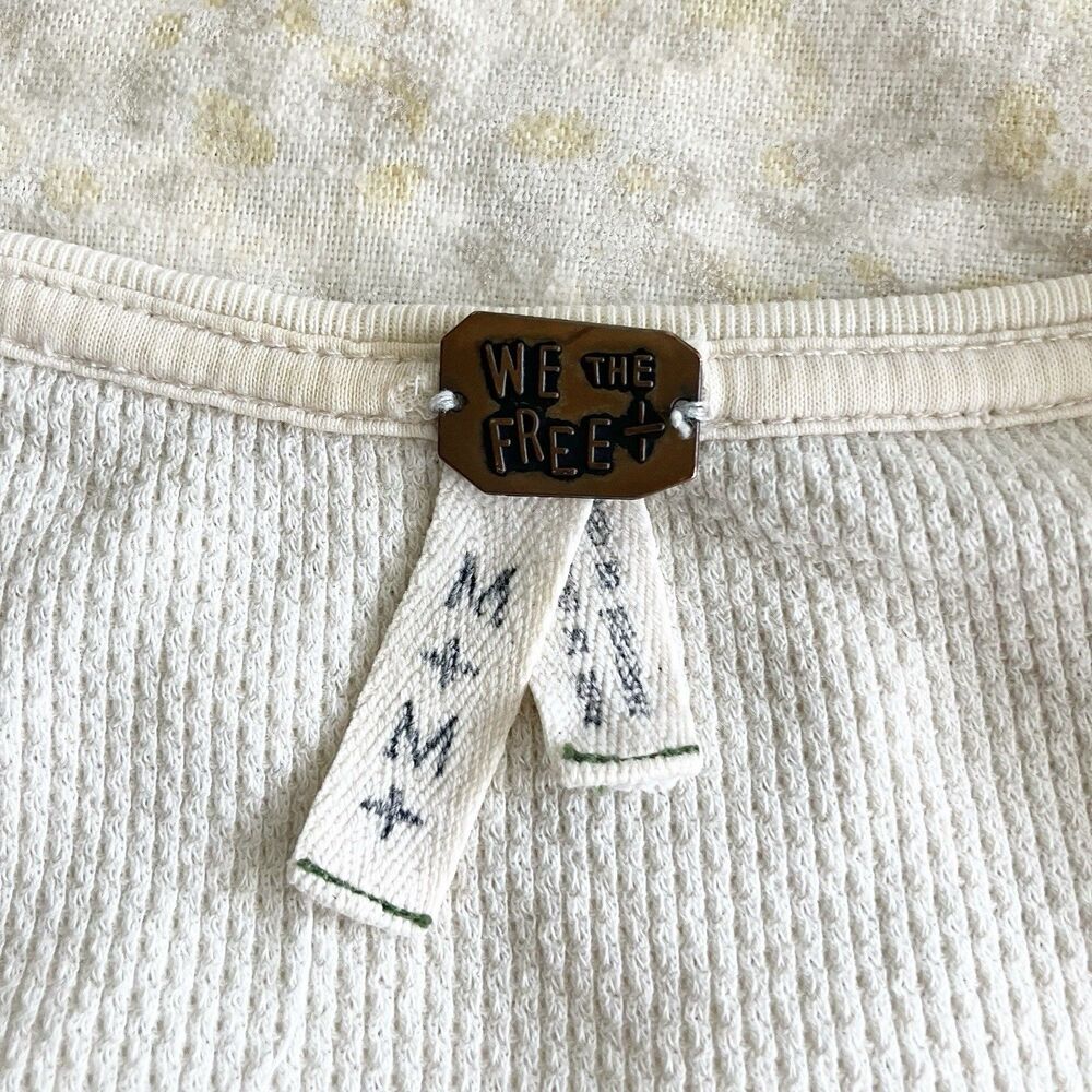 We The Free Thermal Top Size Medium Embellished Long Sleeve Button Studded - Picture 3 of 7